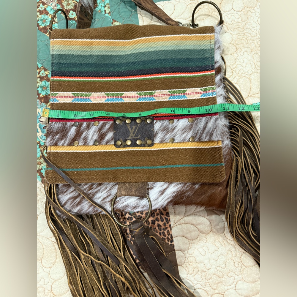Keep it Gypsy recycled leather and serape bag - Picture 10 of 11